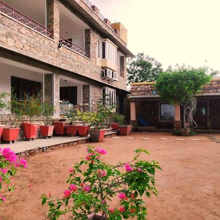 Hotel Devra Udaipur Exterior foto