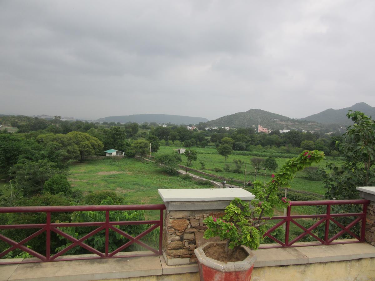 Hotel Devra Udaipur Exterior foto