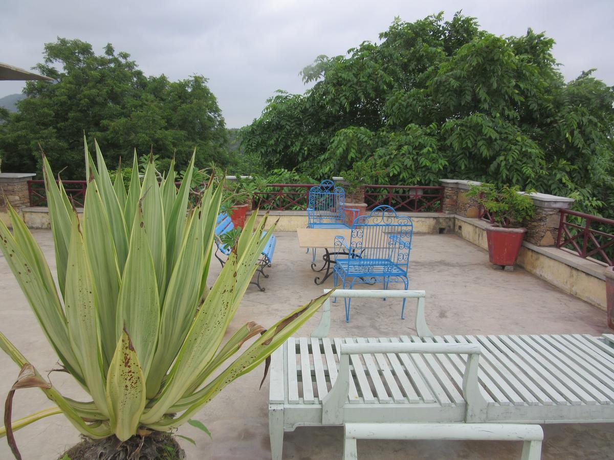 Hotel Devra Udaipur Exterior foto